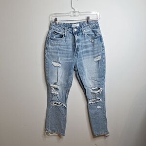 Ceros Light Blue Distressed Boyfriend Jeans Sz 27